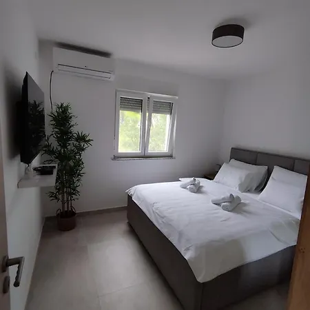 Old Town Paklenica 公寓 斯塔利格拉德-帕克利尼卡