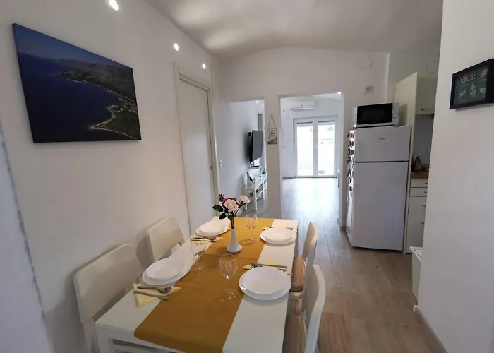 Old Town Paklenica Daire *